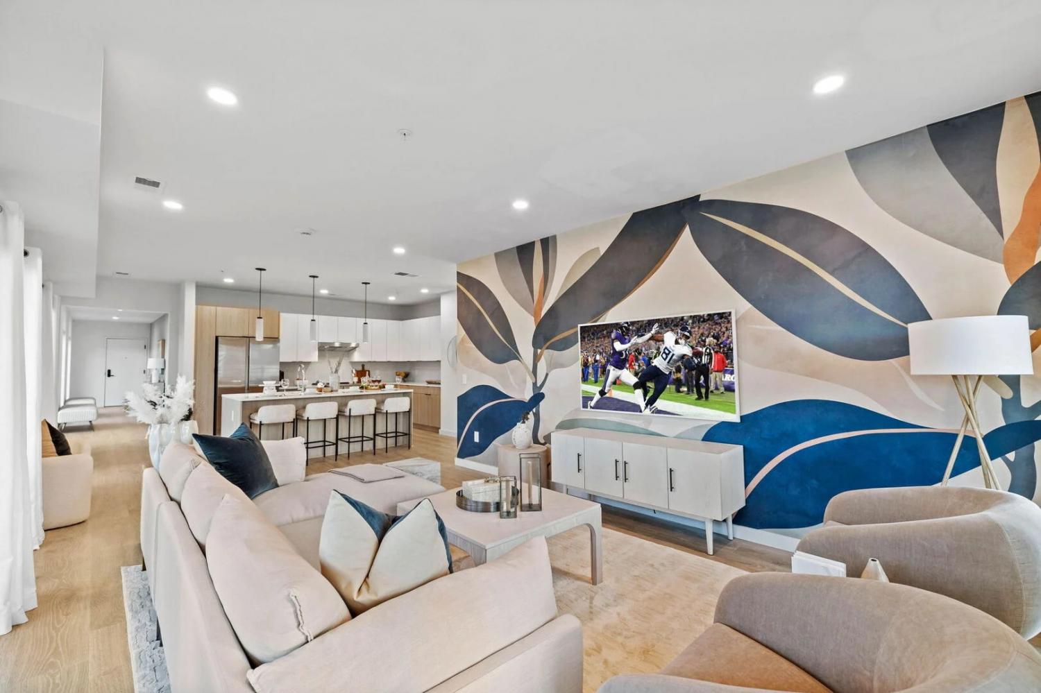 635-7th-Ave--S For Sale