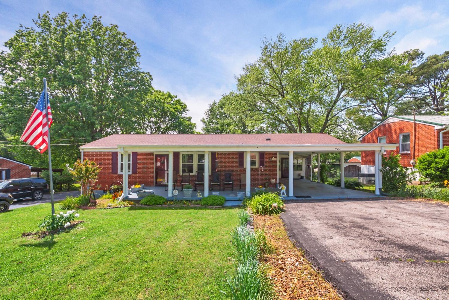 1922-Morris-Avenue For Sale
