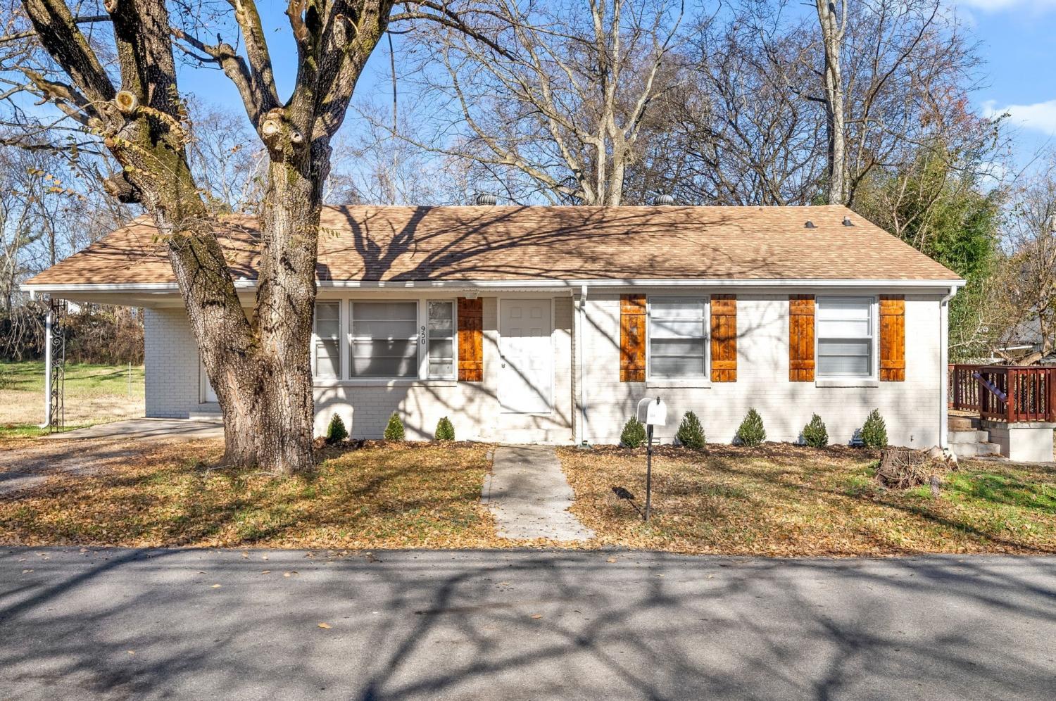 950-Greenwood-Ct For Sale