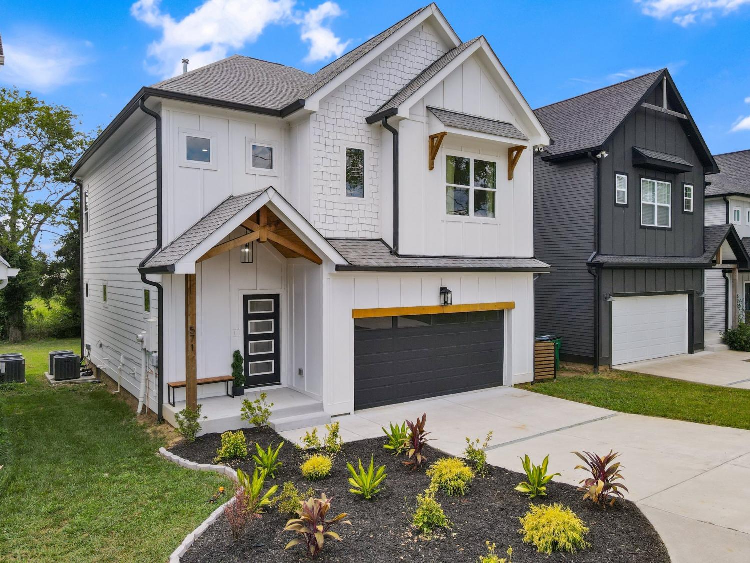 571-Green-Ln For Sale