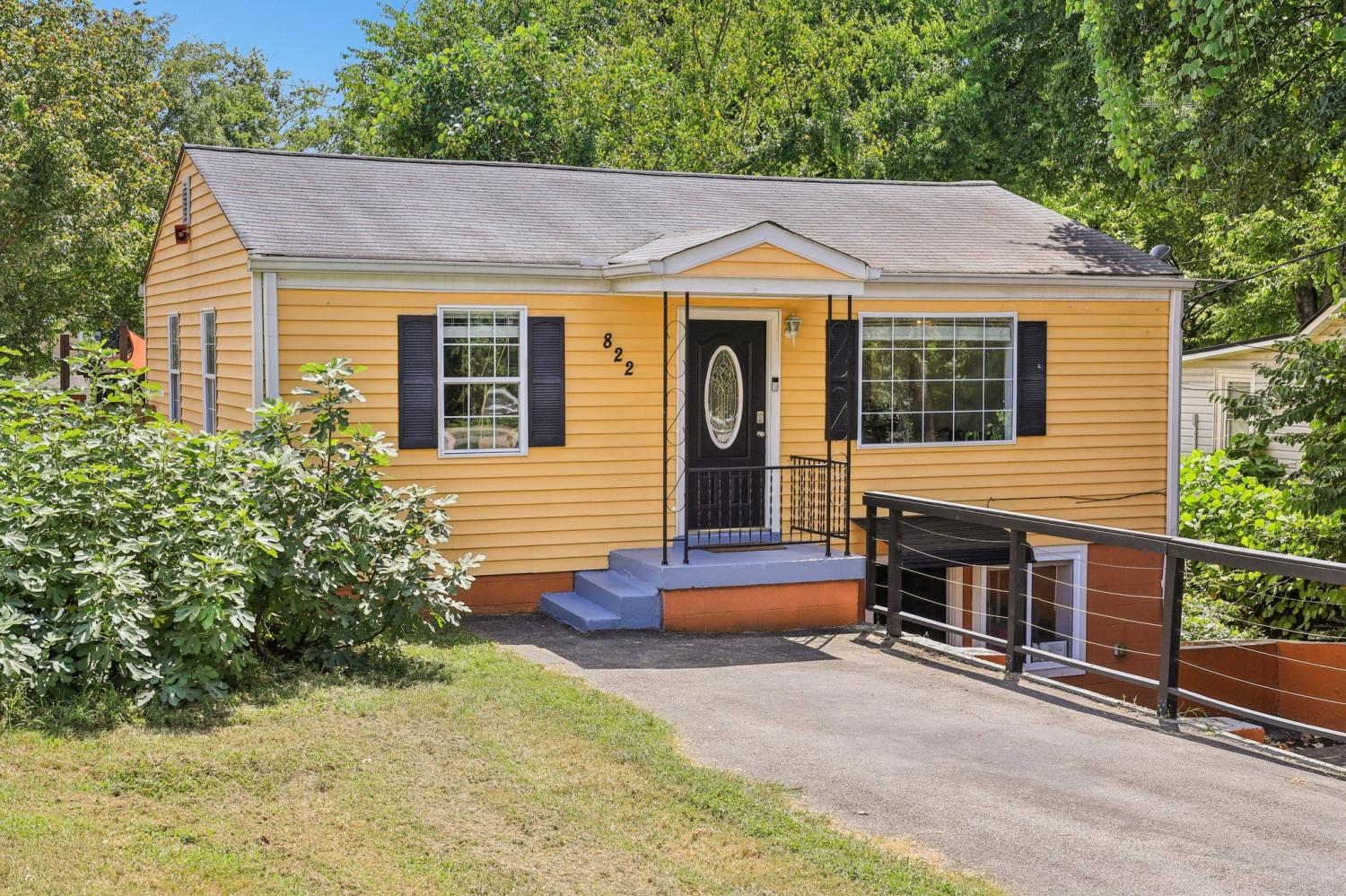 822-Douglas-Ave For Sale