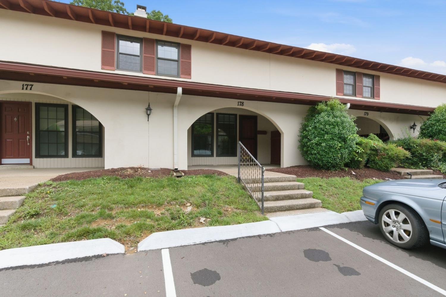 214 Old Hickory Blvd TN 37221 For Sale - 