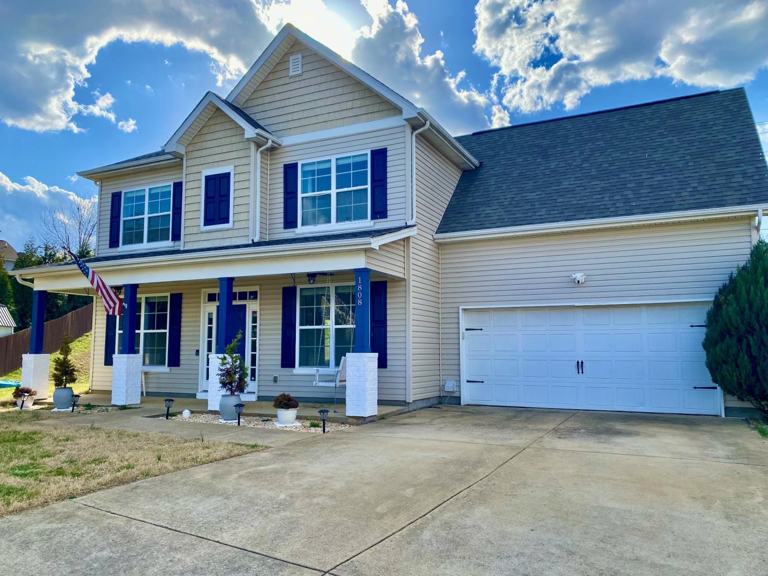 1808-Luke-Ct For Sale