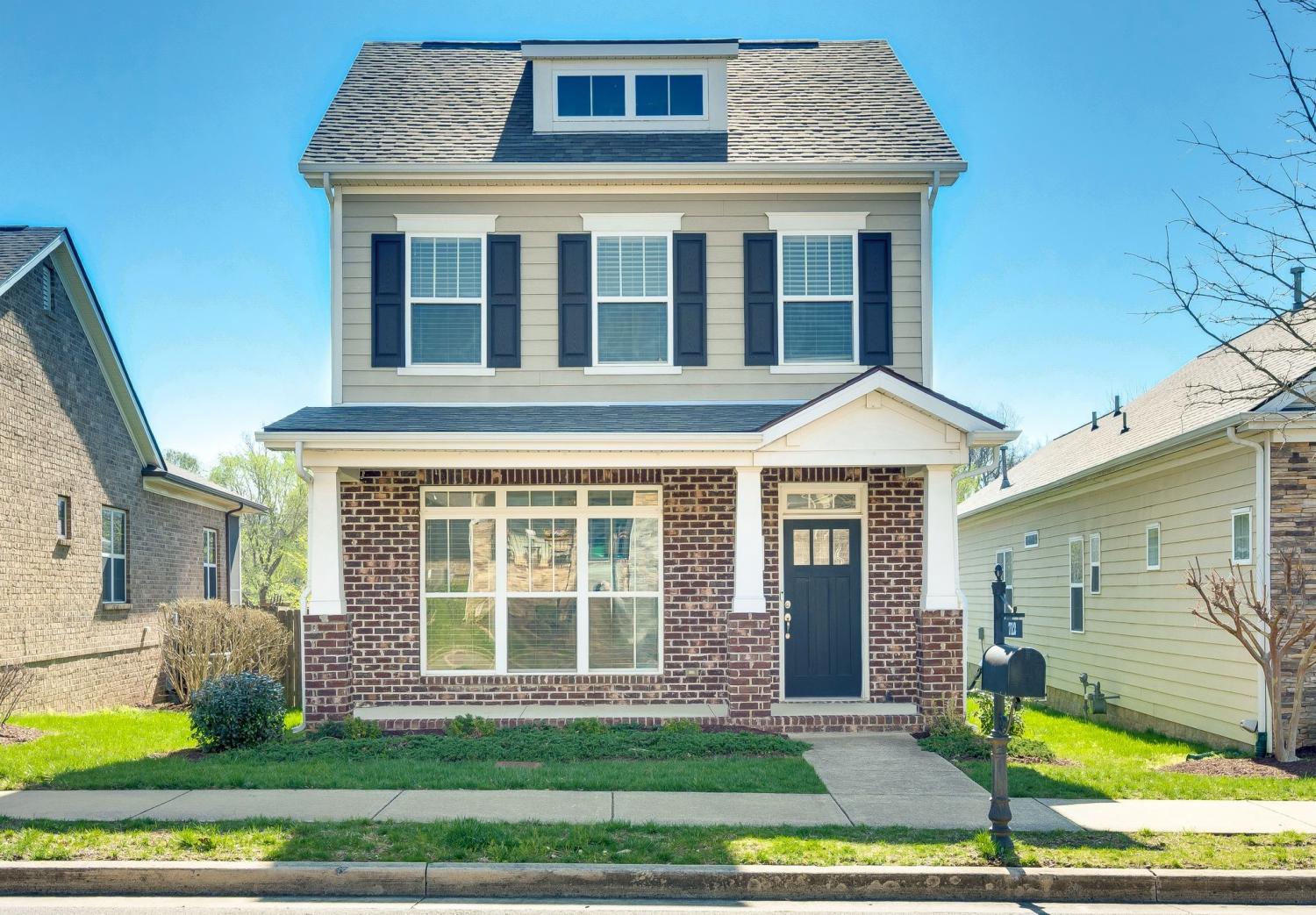 712-Westcott-Ln For Sale