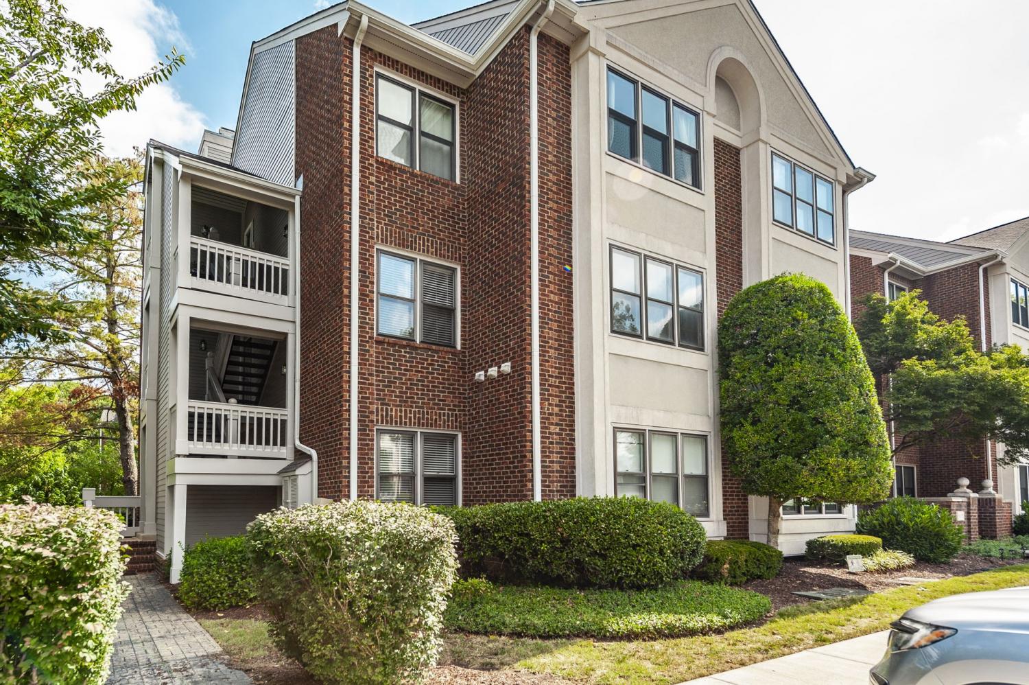 502-Ashlawn-Ct For Sale