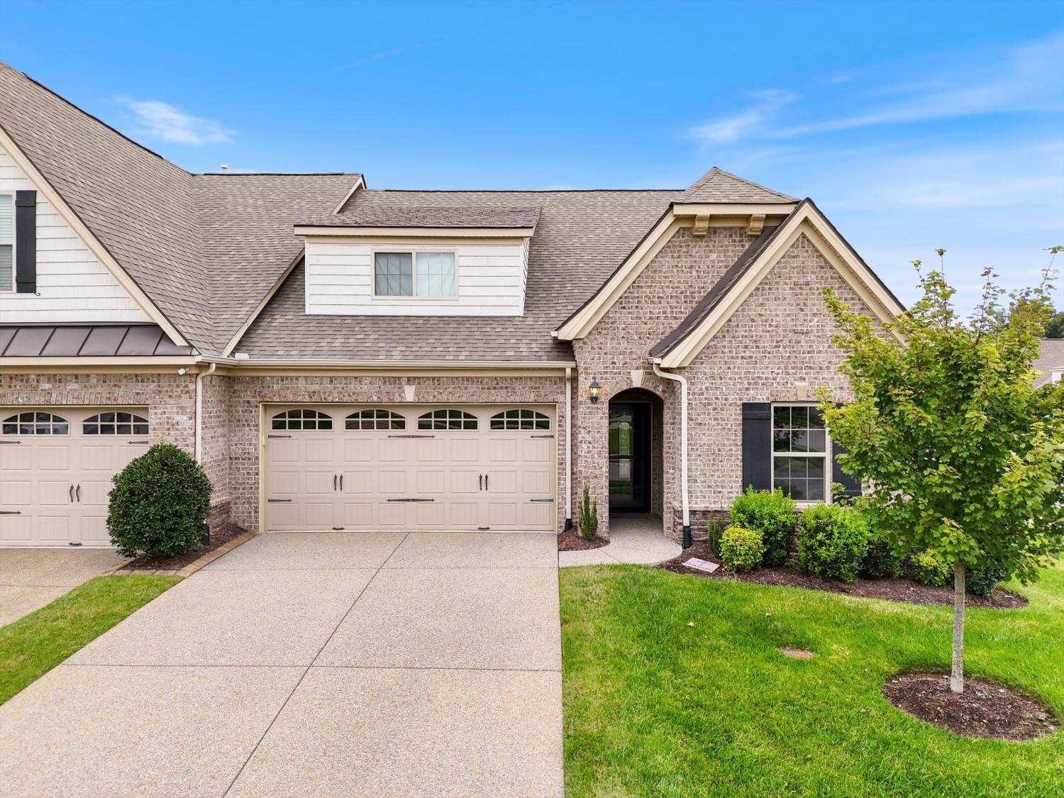 1500-Cedarbrooke-Ln For Sale