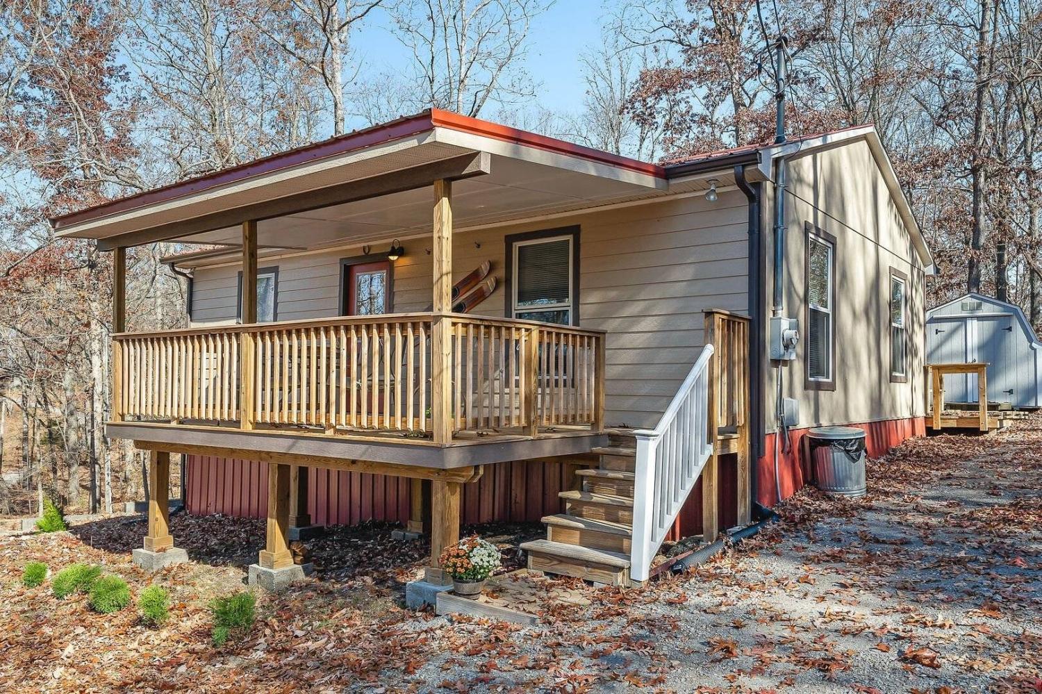 270-Neil-Dr For Sale