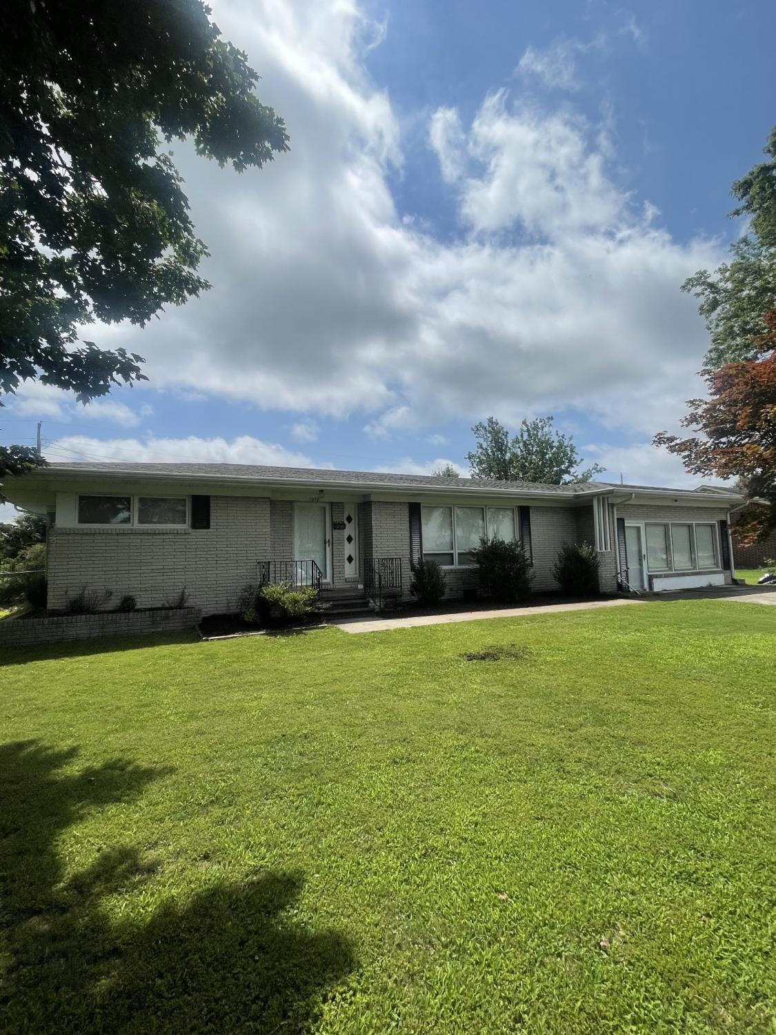 1212-Poplar-Dr For Sale