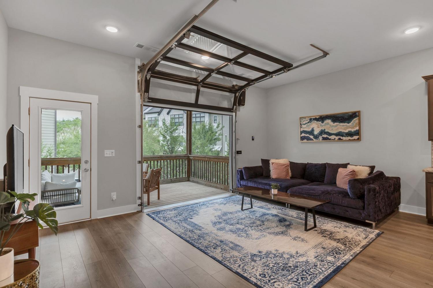 204-Stonecrest-Cir For Sale