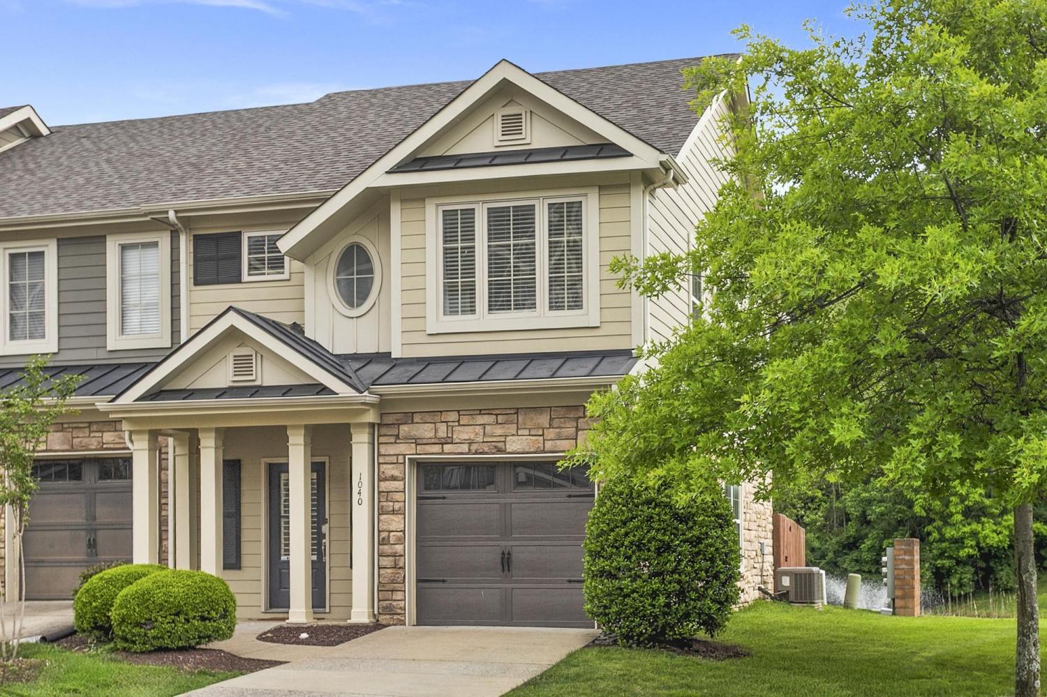 1040-Woodbury-Falls-Dr For Sale