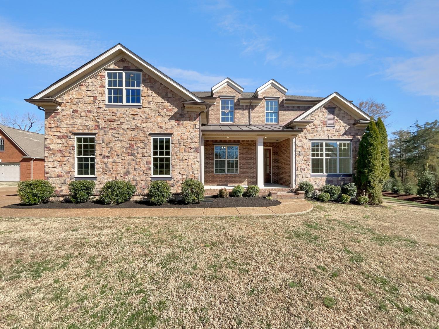 117-Holywell-Ct For Sale