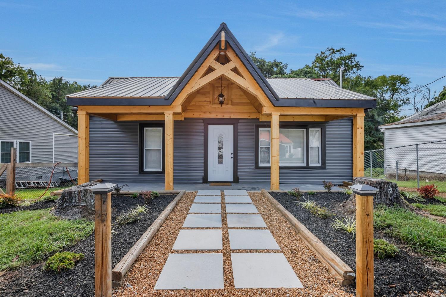 174-Columbia-Avenue For Sale