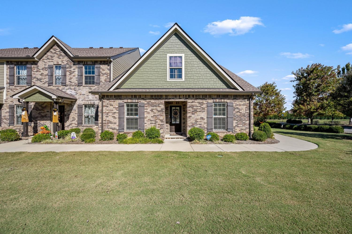 5640-Maples-Retreat-Dr For Sale