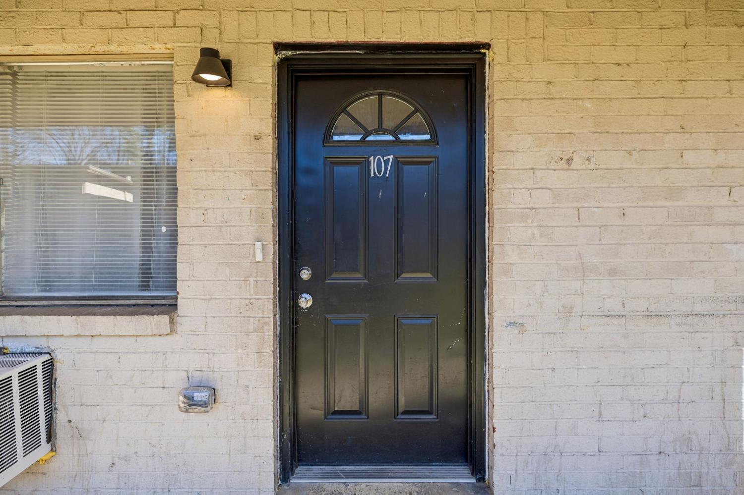 550-Harding-Pl For Sale