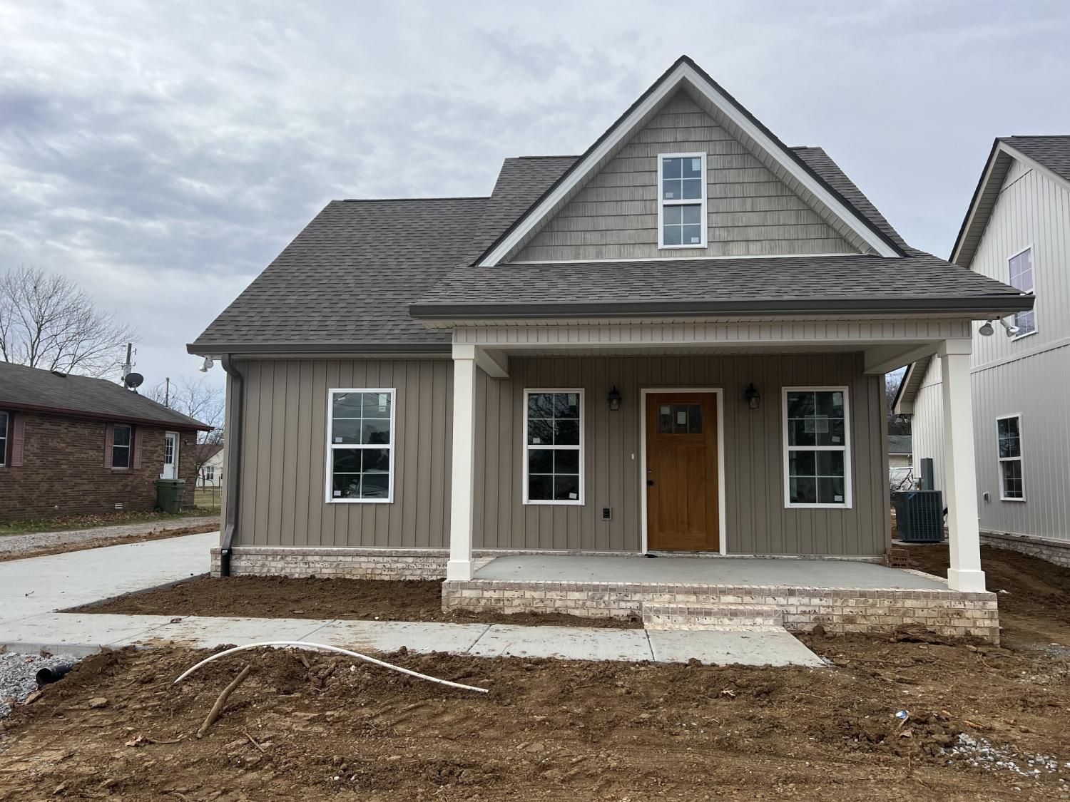 696-Castle-Heights-Ave For Sale