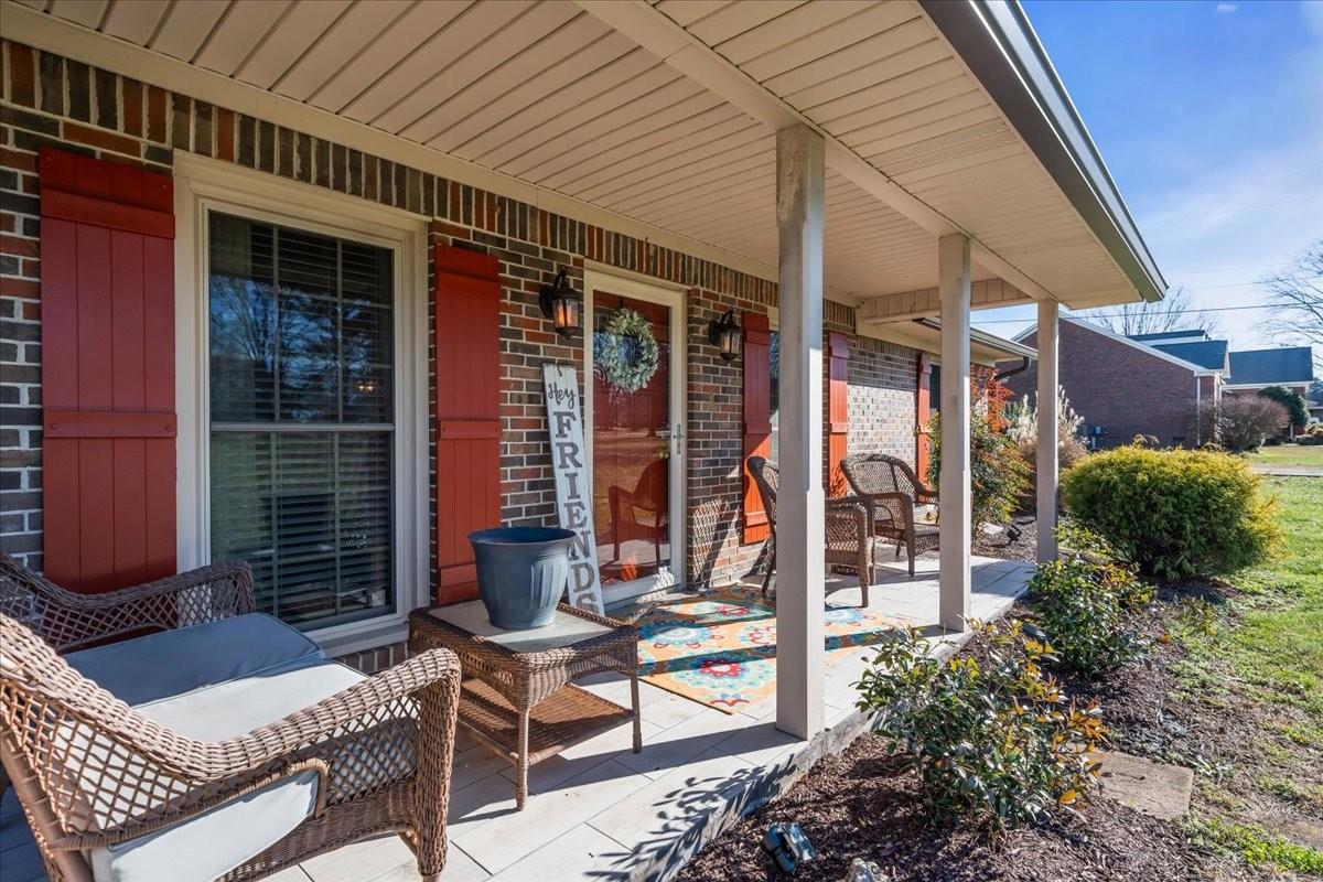 Hampshire Unit School Property for Sale