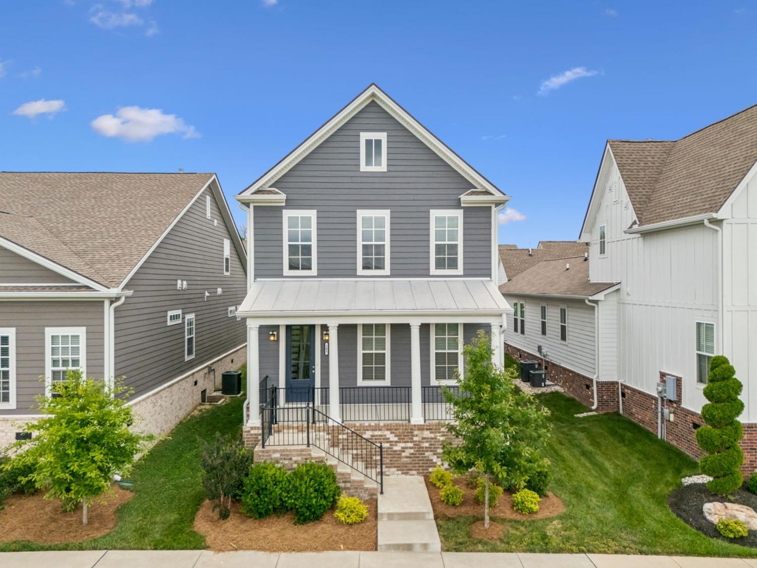 105-Artie-Lee-Ln For Sale