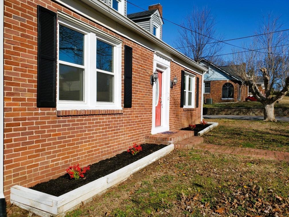 119-N-Forrest-Ave For Sale