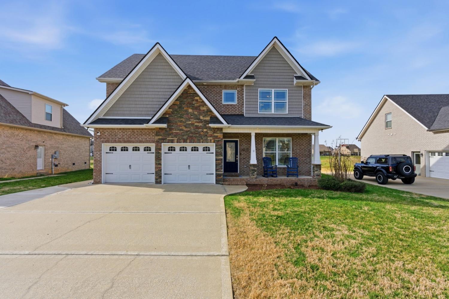 5025-Lady-Thatcher-Dr For Sale