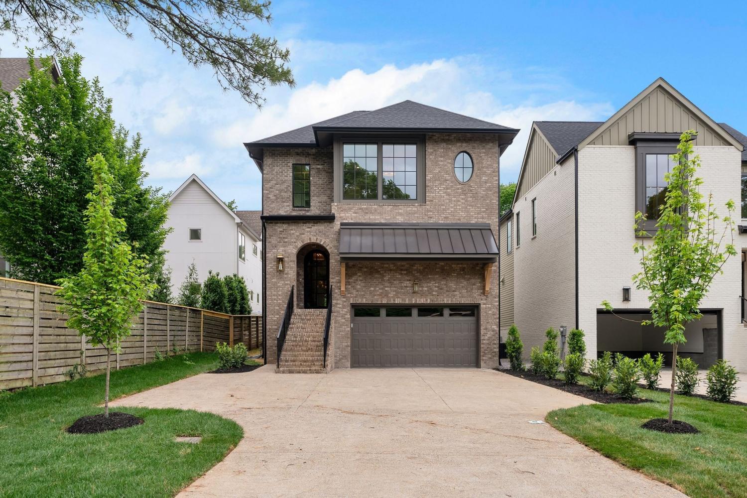 2915-Vaulx-Ln For Sale