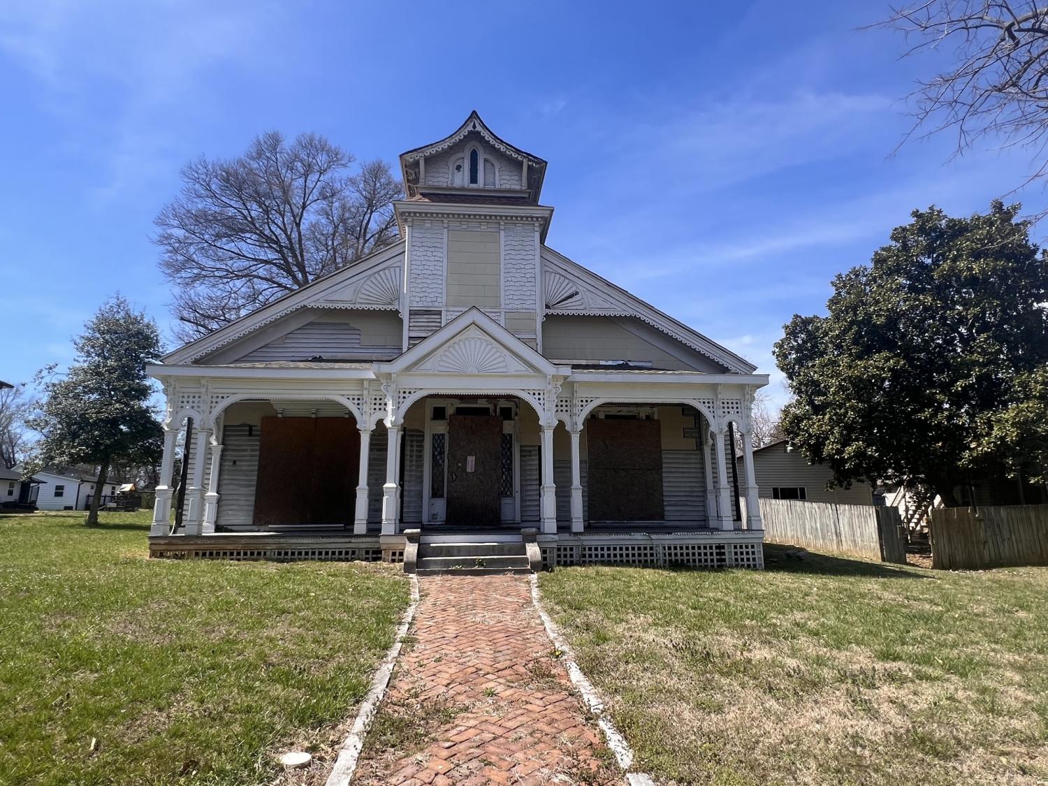 2007-S-Virginia-St For Sale
