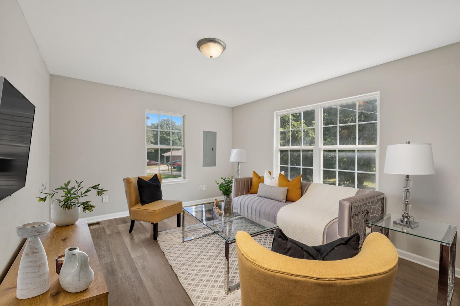 380-Baxter-Ave For Sale