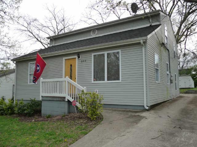 209-Chamberlin-St For Sale