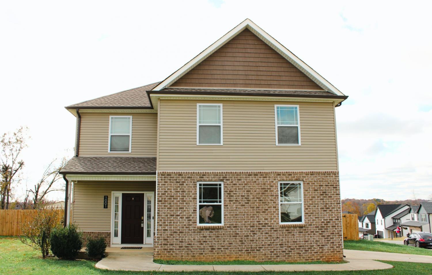 1001-Black-Oak-Cir For Sale
