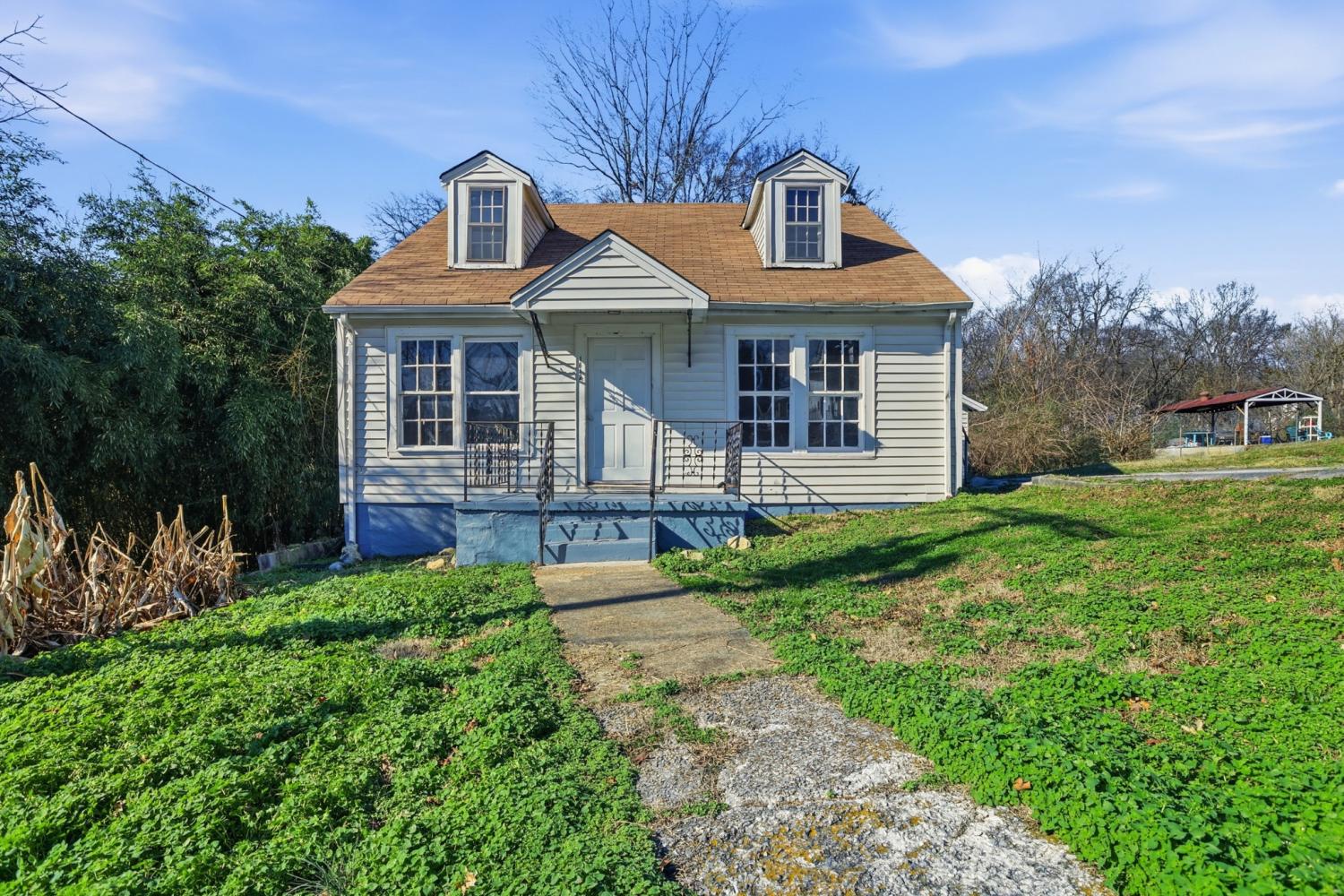 1612-Columbia-Ave For Sale