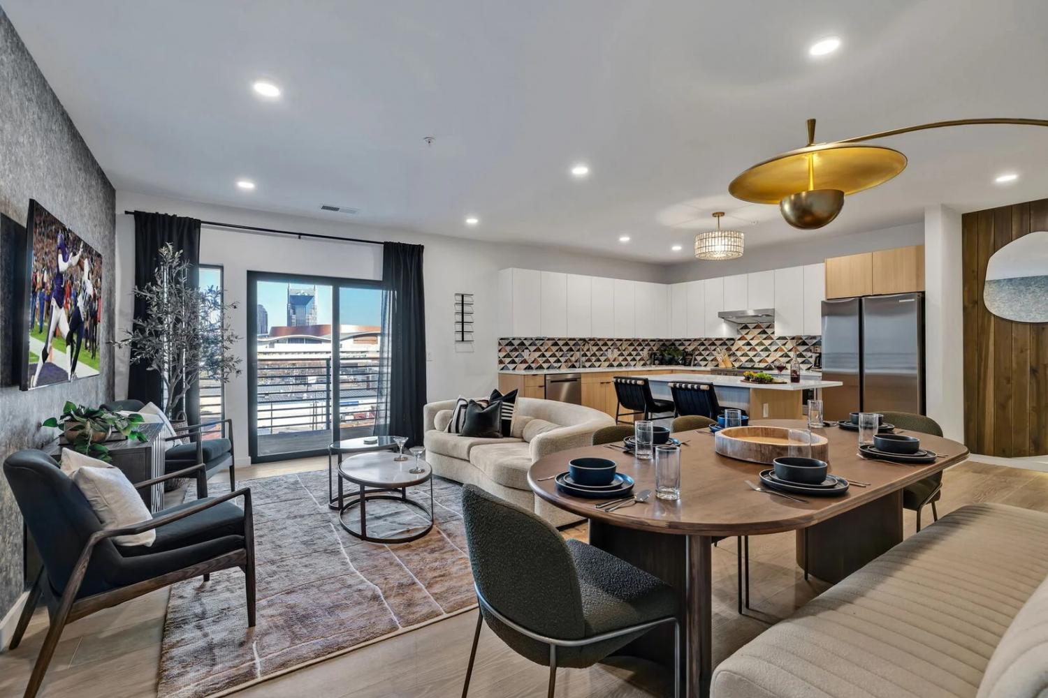 635-7th-Ave--S For Sale