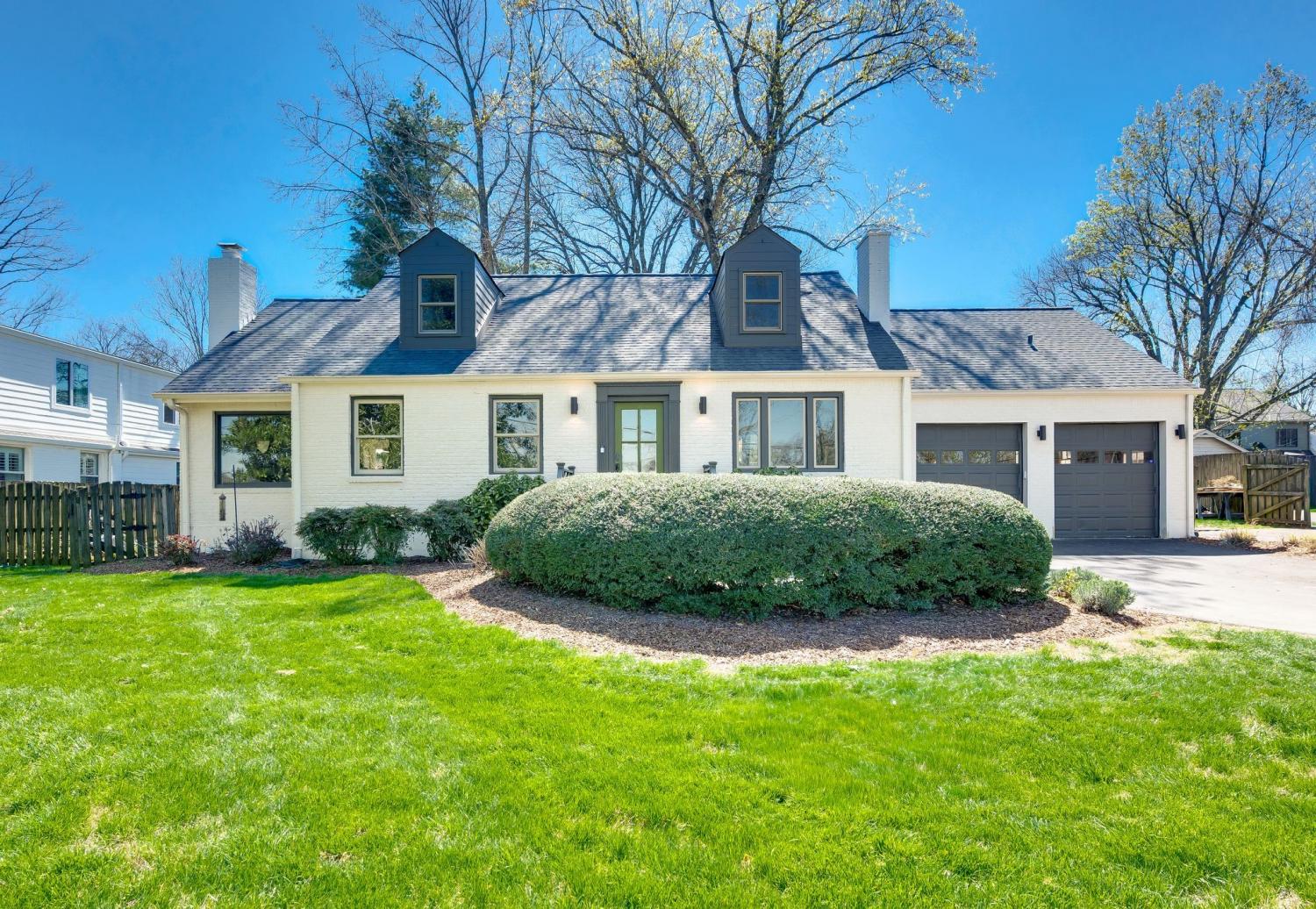 1011-Maplehurst-Ave For Sale