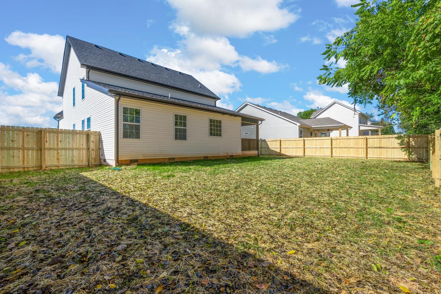 1253 Elizabeth Lane TN 37042 For Sale - 