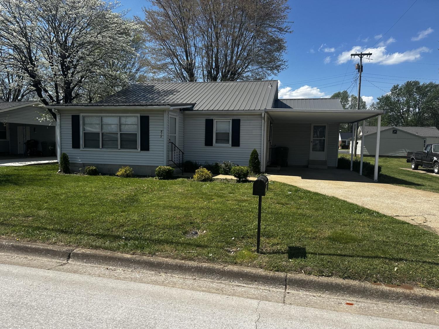 813-N-Military-Ave For Sale