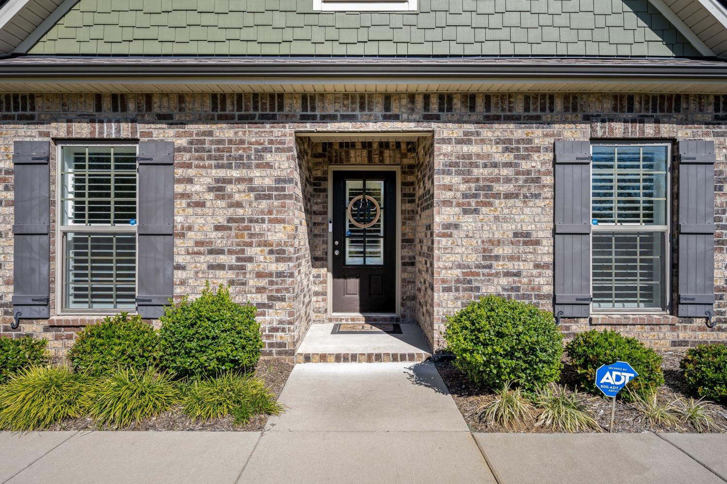 5640 Maples Retreat Dr TN 37127 For Sale - 