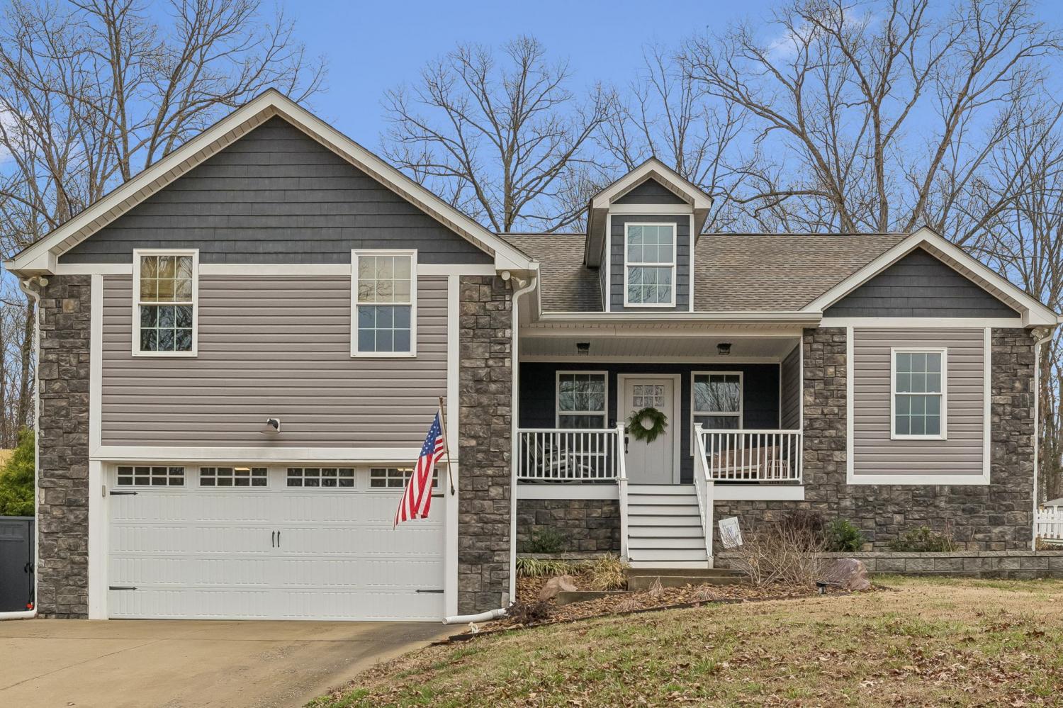 111-Dylark-Dr For Sale