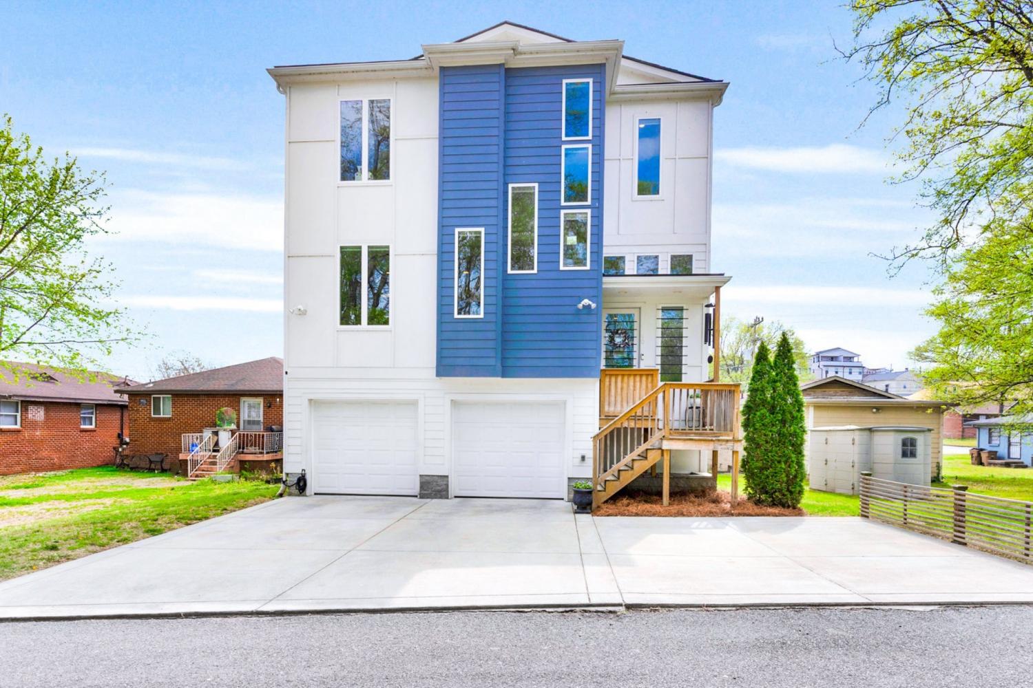 40-Hubbard-St For Sale