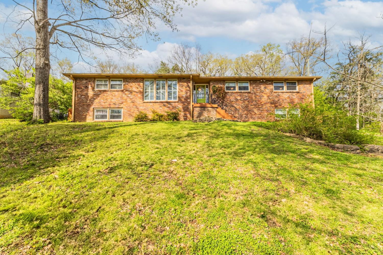 6524-Brownlee-Dr For Sale
