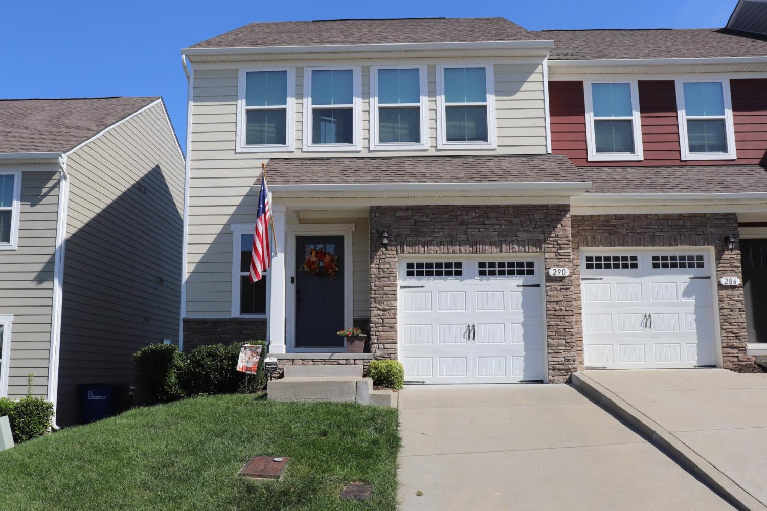 290-Dartmoor-Pl For Sale