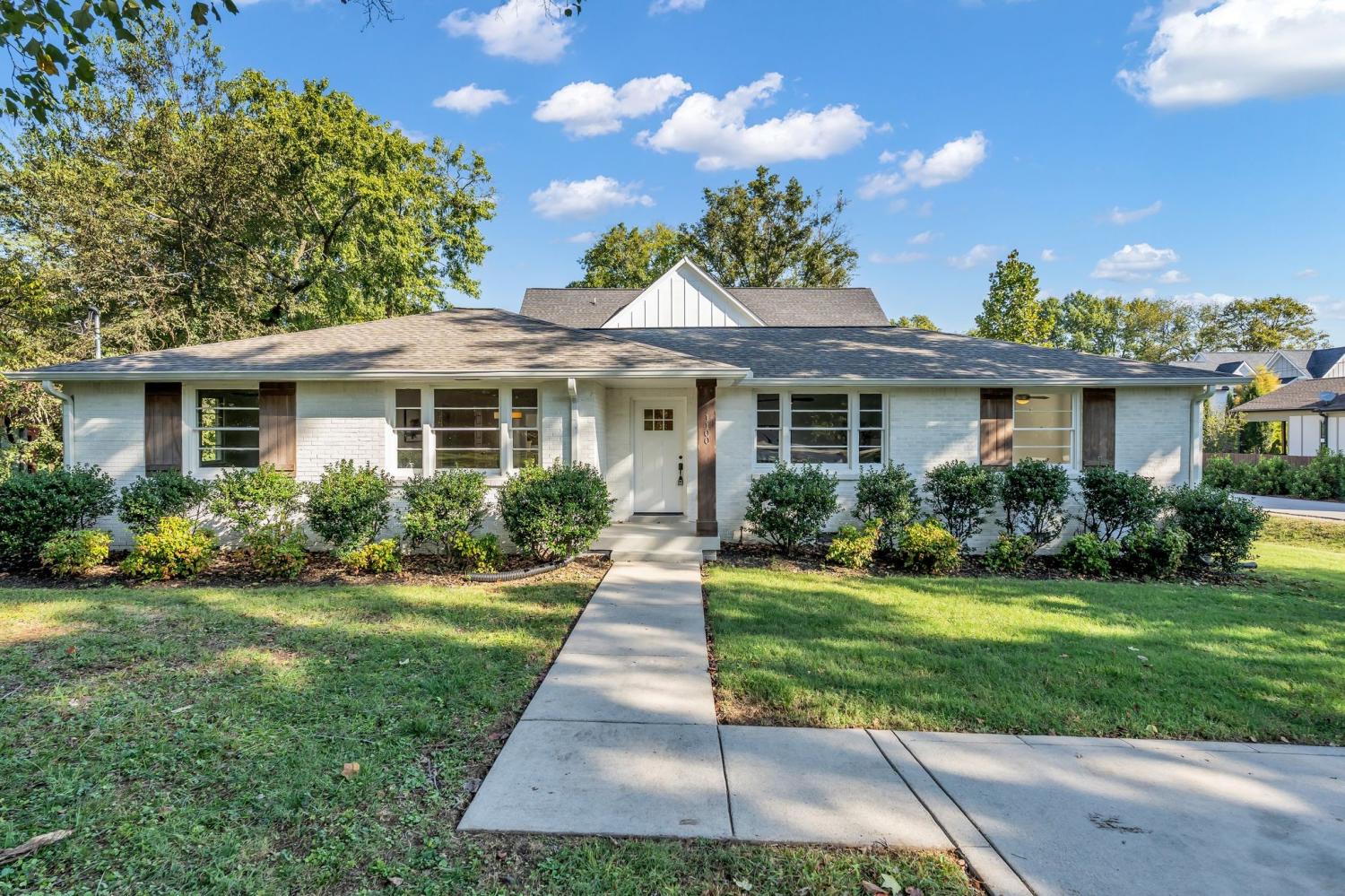 1100-Grandview-Dr For Sale