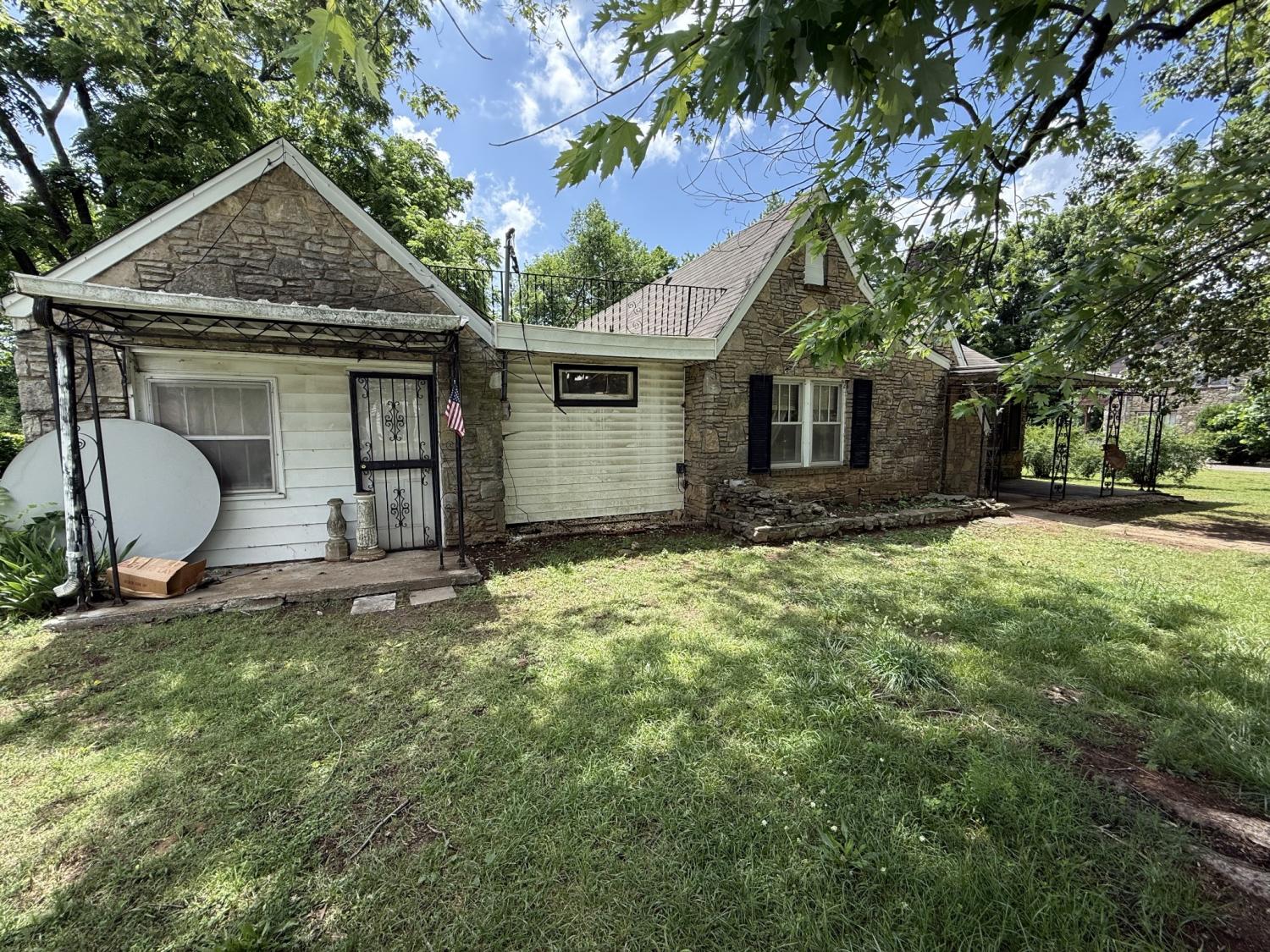 1414-McAlpine-Ave For Sale