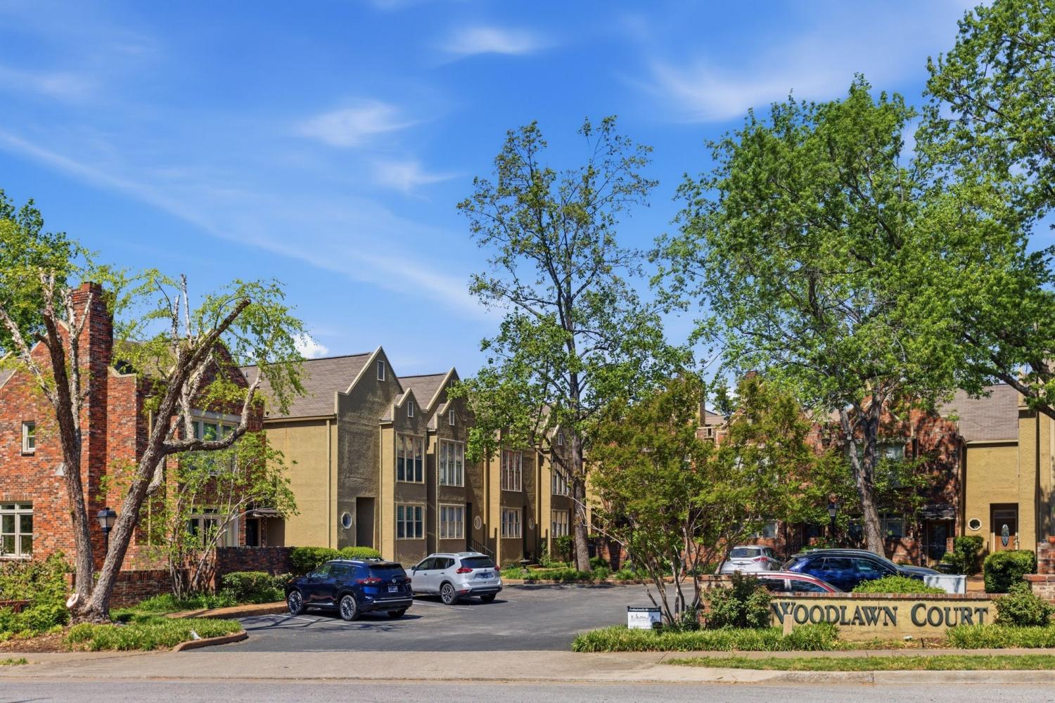 2836-Woodlawn-Dr For Sale