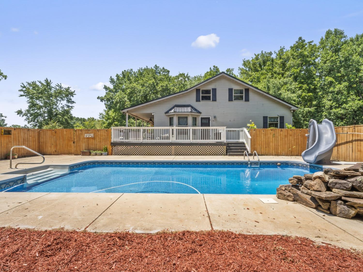 6949-Highway-41N For Sale