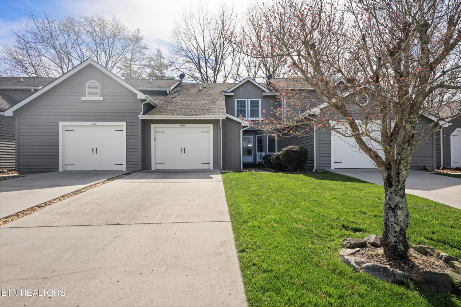 490-Riverbend-Drive For Sale