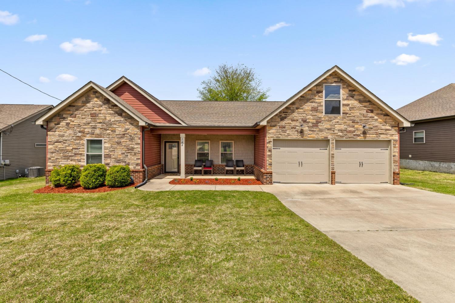 144-Franklin-Circle For Sale