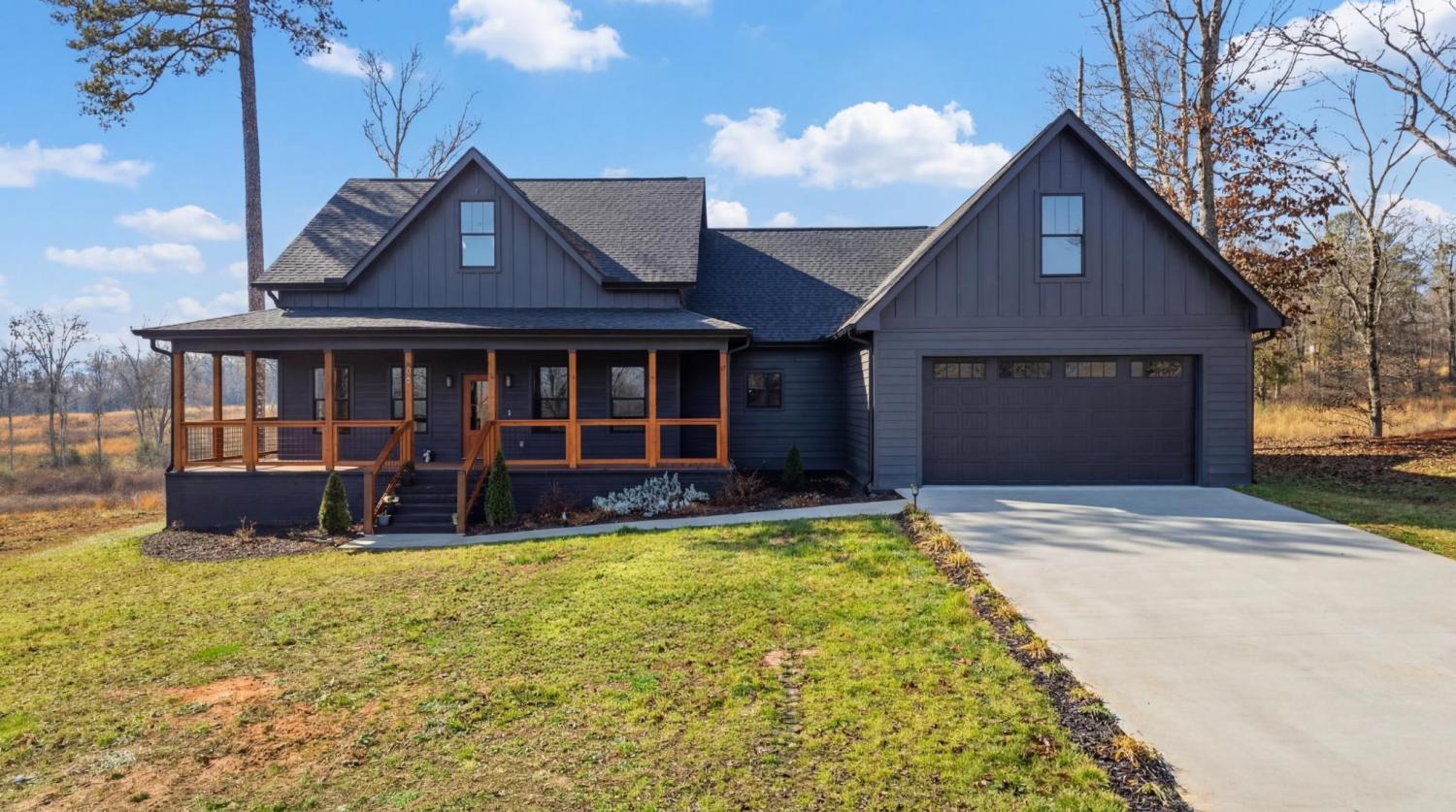 230-Clubhouse-Drive For Sale