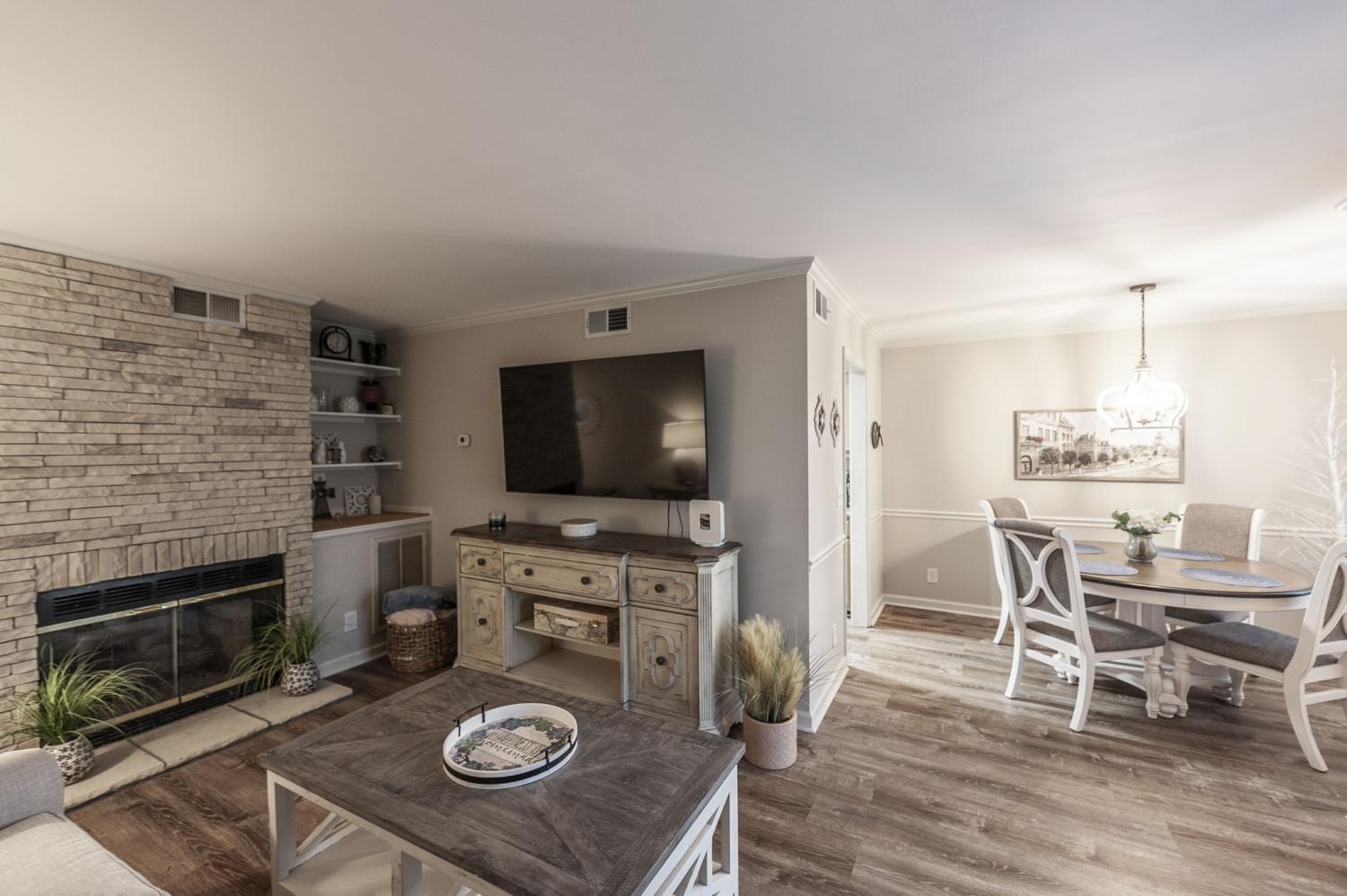 205-Churchill-Xing For Sale