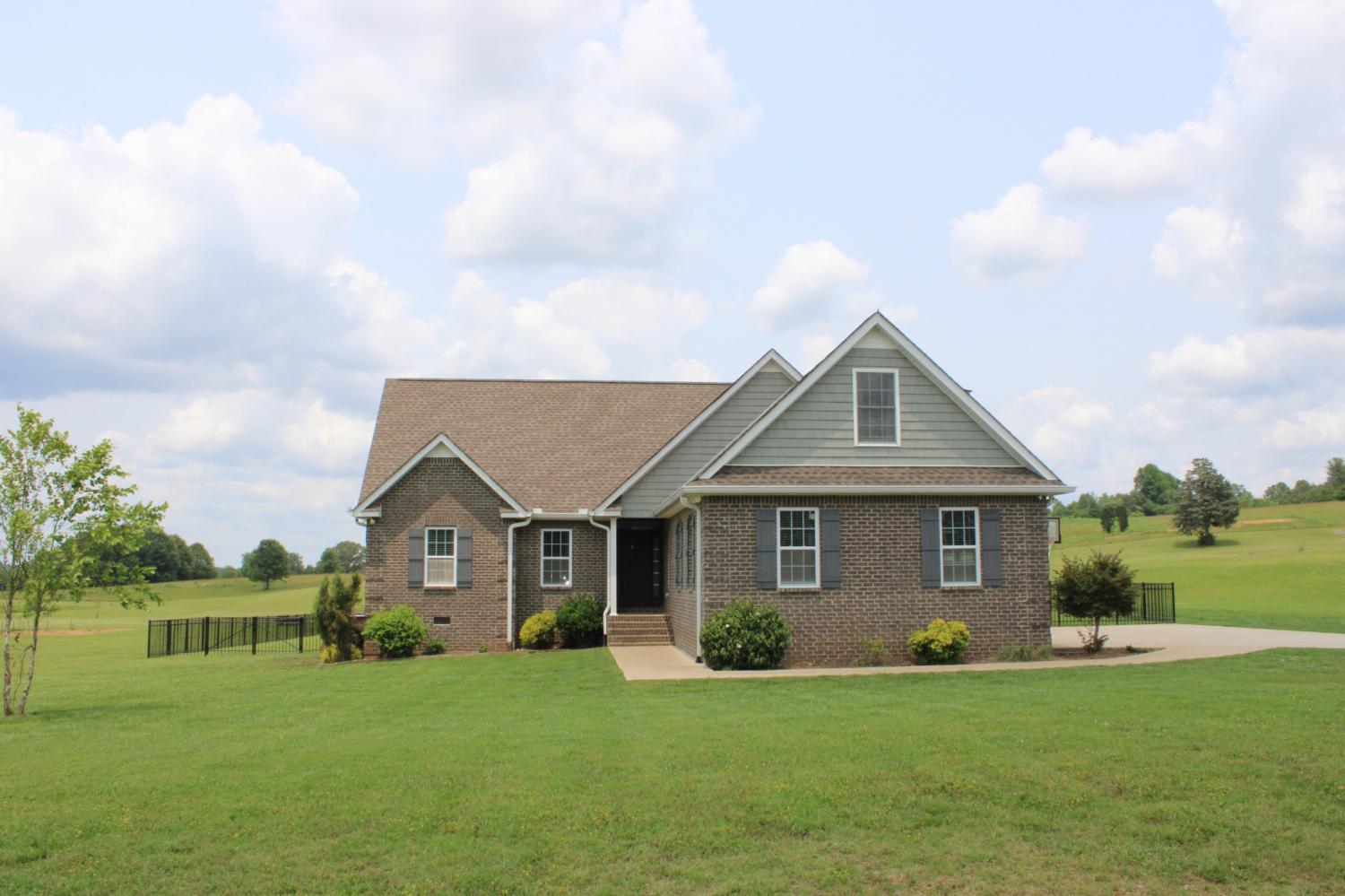 400-Collins-Run For Sale