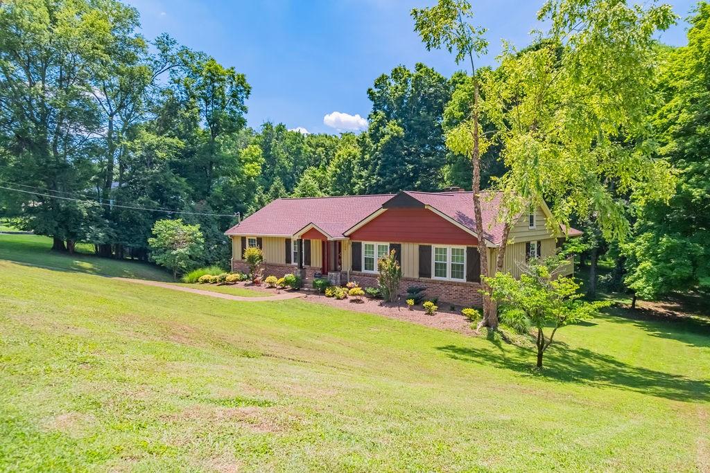 104 Trout Valley Dr TN 37075 For Sale - 