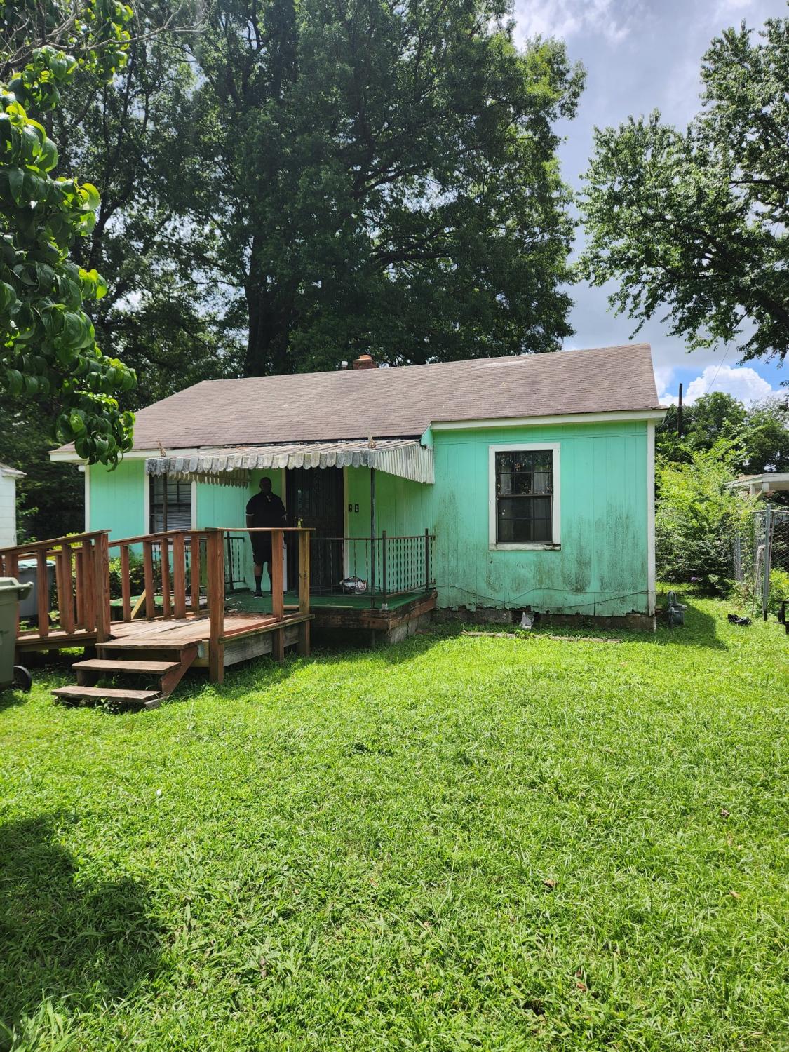 1969-DuPont-Ave For Sale