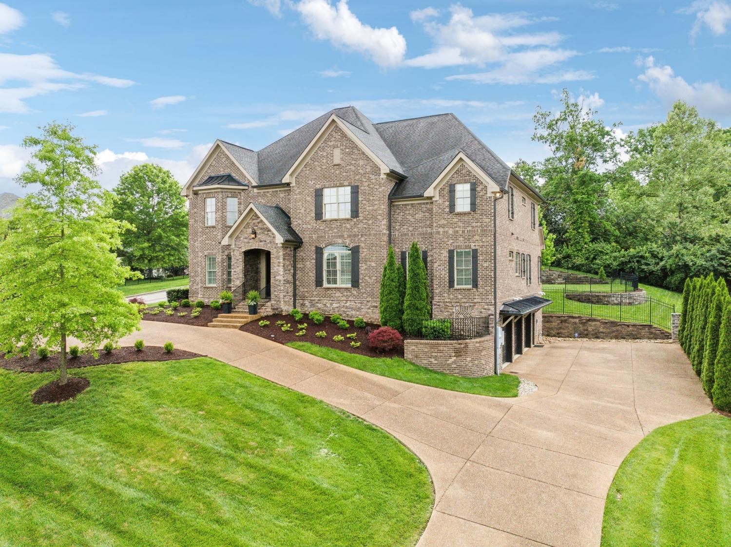 9559-Hampton-Reserve-Dr For Sale